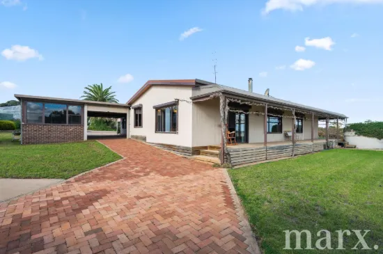 8985 Sturt Highway, Paisley, SA 5357