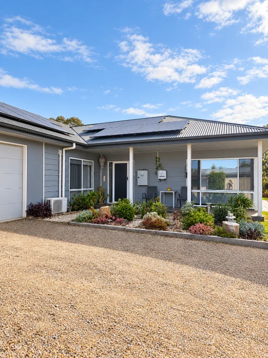 89B Highton Lane, Mansfield VIC 3722 - For Rent