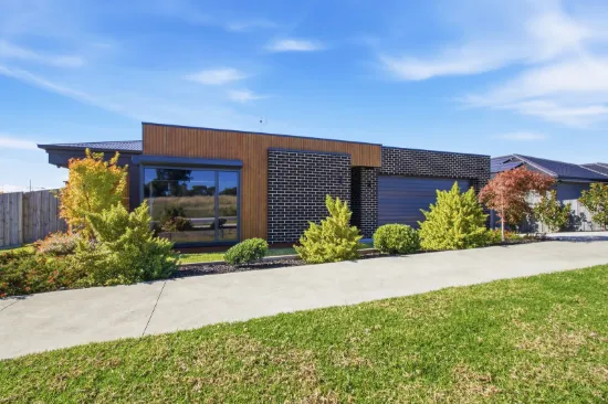 8A Bartholomew Circuit, Traralgon, Vic 3844