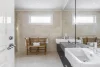 8A Cleeve Court, Toorak, Vic 3142-Image