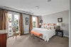 8A Cleeve Court, Toorak, Vic 3142-Image