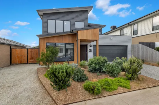 8A Elevation Crescent, San Remo, Vic 3925