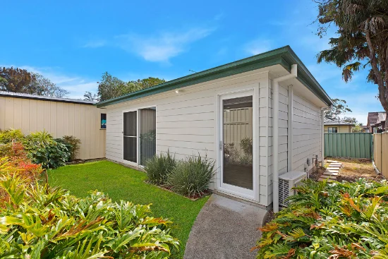 8a Hazel Cl, Berkeley Vale, NSW 2261