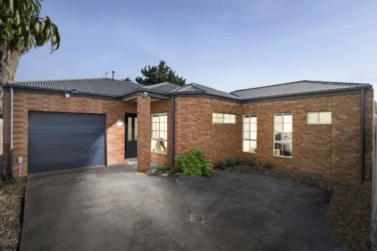 8A Melton Close, Werribee, Vic 3030
