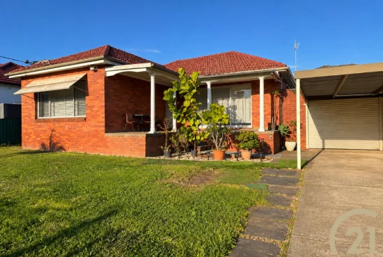 8A Wenden Street, Fairfield, NSW 2165