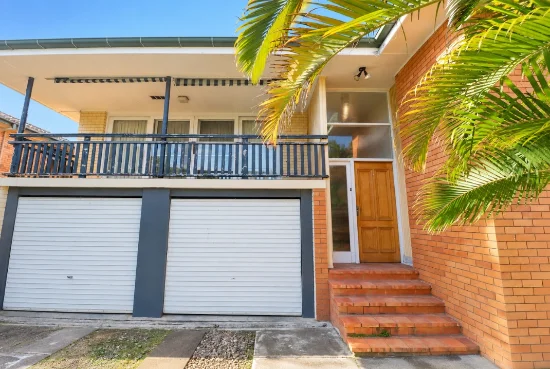 8A WINIFRED ST, Clayfield, Qld 4011