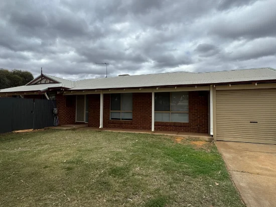 8A Wyllie Way, Hannans, WA 6430