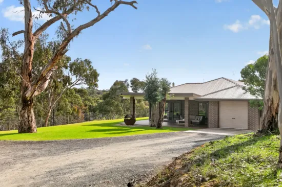 8B March Court., Clare SA 5453-Image
