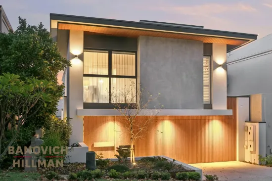 8B Tweeddale Road, Applecross, WA 6153