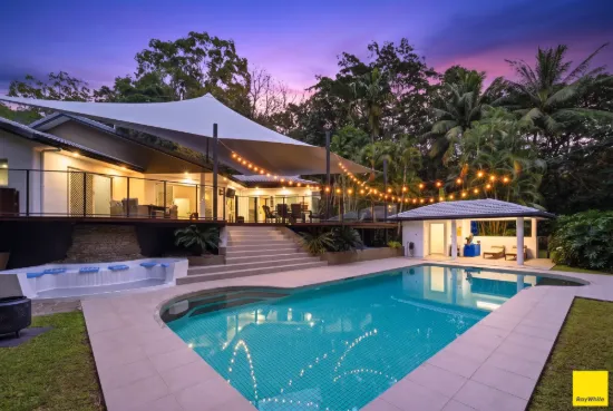 9-11 Runnymede Avenue, Redlynch, Qld 4870