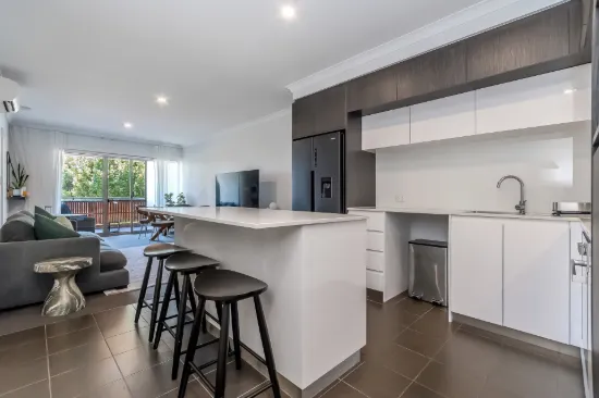 9/180 Bartram Road, Atwell, WA 6164