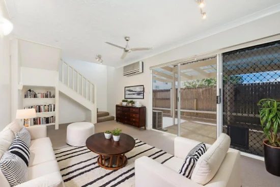 9/8-10 Gleeson Street, Hermit Park, Qld 4812