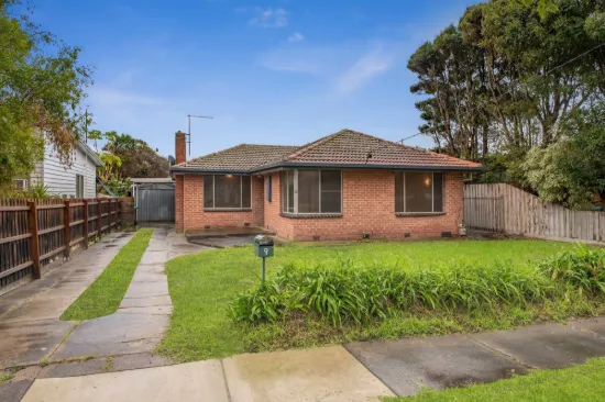 9 Adelaide Street, Mornington, Vic 3931