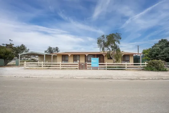 9 Alexander Street, Laura, SA 5480
