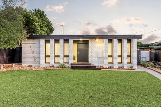 9 Alida Court, Leopold, Vic 3224