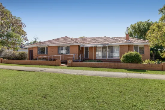 9 Allenby Street, Newtown, Qld 4350