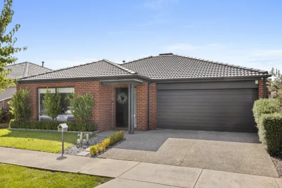 9 Arlington Park Parade, Mickleham, Vic 3064