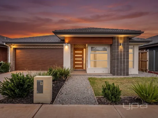 9 Athena Road, Weir Views, Vic 3338