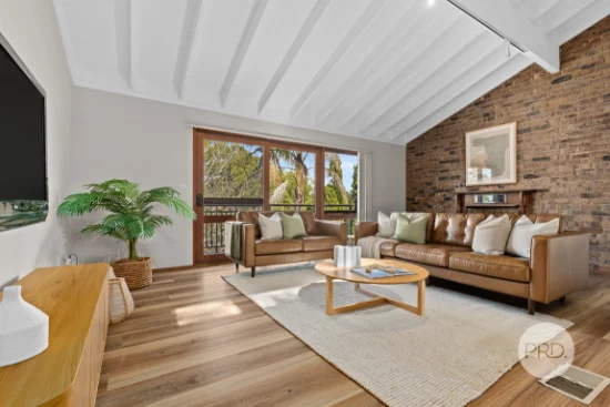 9 Bampton Avenue, Illawong, NSW 2234