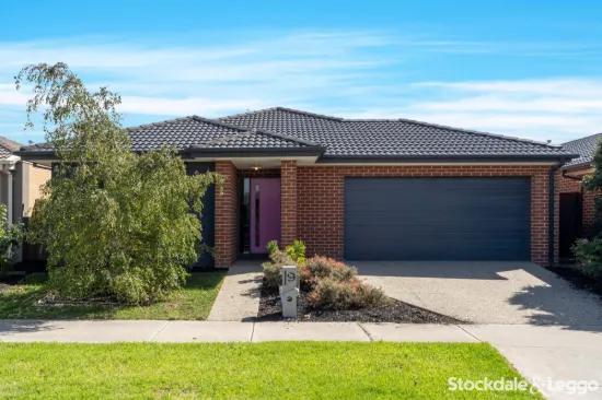 9 Bangalore Way, Mickleham, Vic 3064