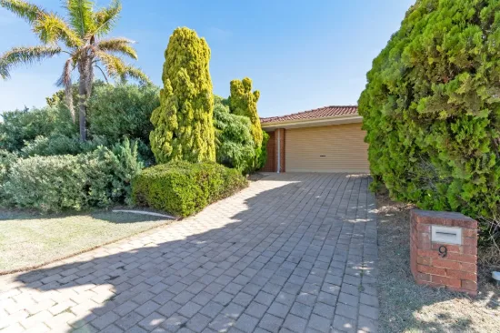 9 Barham Mews, Currambine, WA 6028