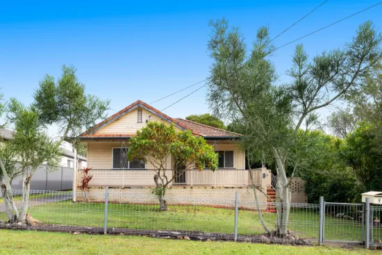 9 Beechcroft Street, Coopers Plains, Qld 4108