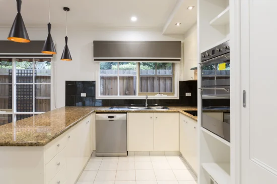9 Bleazby Avenue, Brighton, Vic 3186-Image