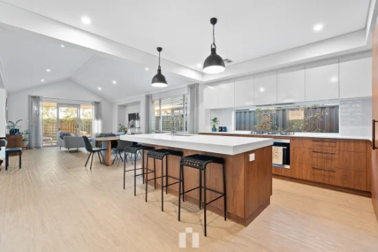 9 Bluegrass Street, Treeby, WA 6164