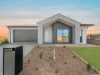 9 Bluestar Grove, Thornhill Park, Vic 3335