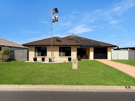 9 Bronton Way, Point Vernon, Qld 4655