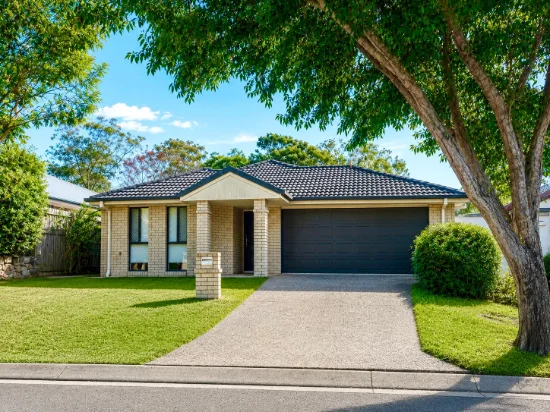 9 Bullen Circuit, Forest Lake, Qld 4078