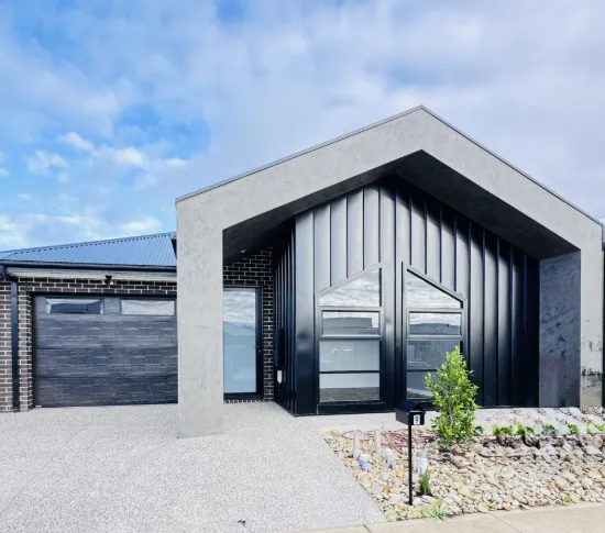 9 Burrawang Loop, Mickleham, Vic 3064