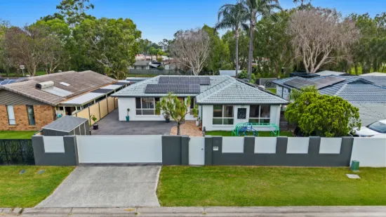9 Bushtree Court, Burleigh Waters, Qld 4220