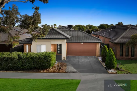 9  Canons Crescent, Manor Lakes, Vic 3024