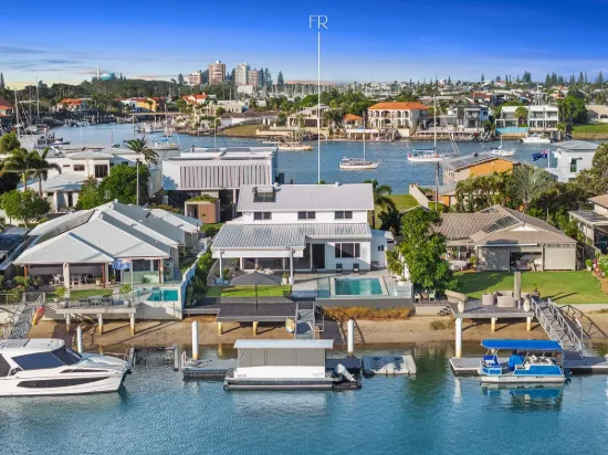 9 Carwoola Crescent, Mooloolaba, Qld 4557