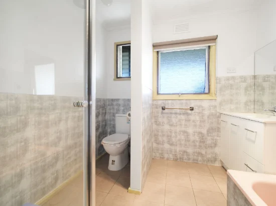 9 Centenary Court, Keysborough VIC 3173-Image