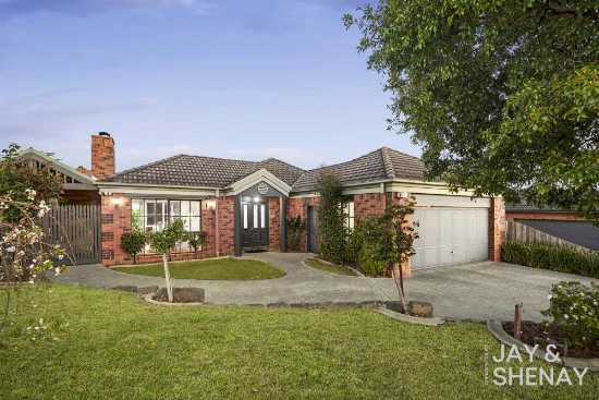 9 Charlton Court, Endeavour Hills, Vic 3802 - For Sale