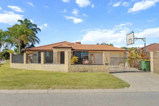 9 Charnley Gardens, Waikiki, WA 6169