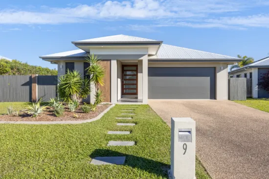 9 Coowarra Court, Mount Low, Qld 4818