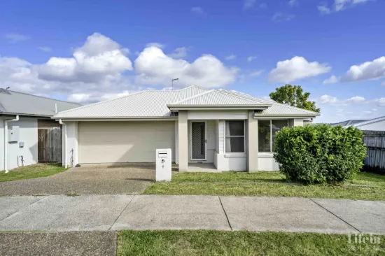 9 Cordeaux Cres, Redbank Plains, Qld 4301