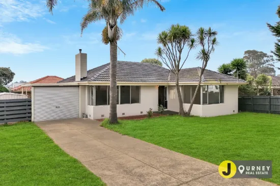 9 Cranbourne Drive, Cranbourne, Vic 3977