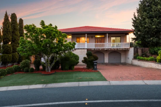 9 Cuscaden Crescent, Florey, ACT 2615
