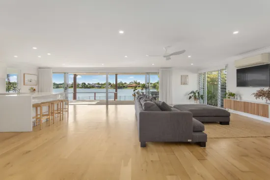 9 Cyclades Crescent, Currumbin Waters, Qld 4223