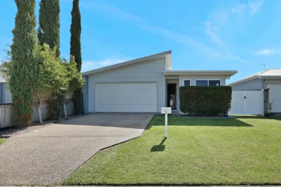 9 Darcy Boulevard, Beaconsfield, Qld 4740