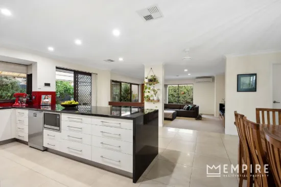 9 Devenish Way, Leeming, WA 6149-Image