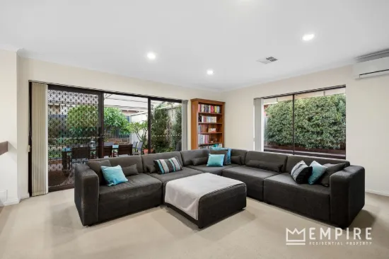 9 Devenish Way, Leeming, WA 6149-Image