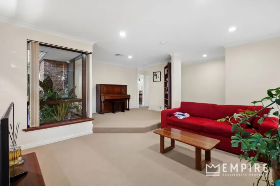 9 Devenish Way, Leeming, WA 6149-Image