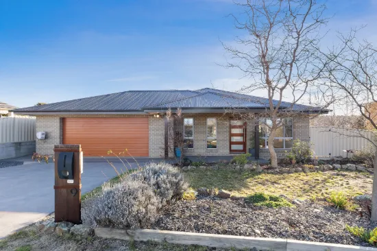 9 East Camp Drive, Cooma, NSW 2630