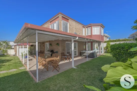 9 Ebbtide Avenue, Caves Beach, NSW 2281