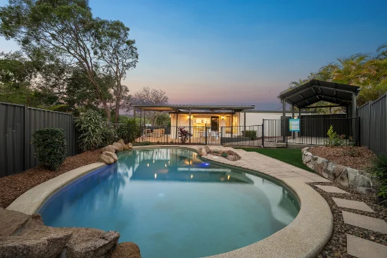 9 Eccleston Street, Fig Tree Pocket, Qld 4069